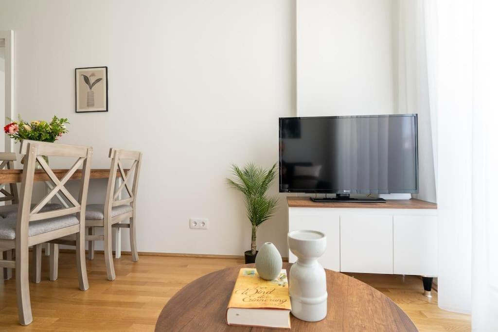 Trendy 1Br, Direct City Access By Hm Wien Eksteriør bilde